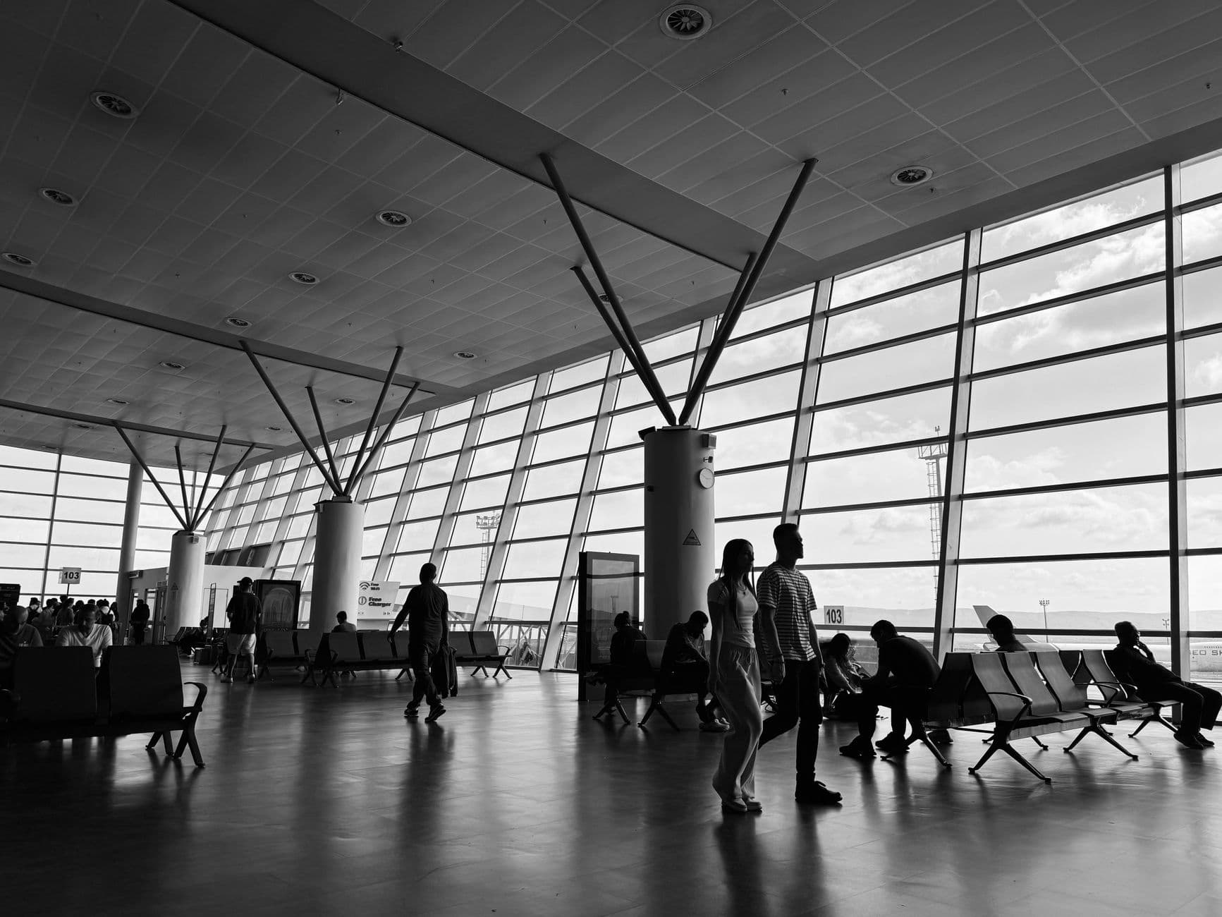 Admirals Club ORD Concourse K spacious seating