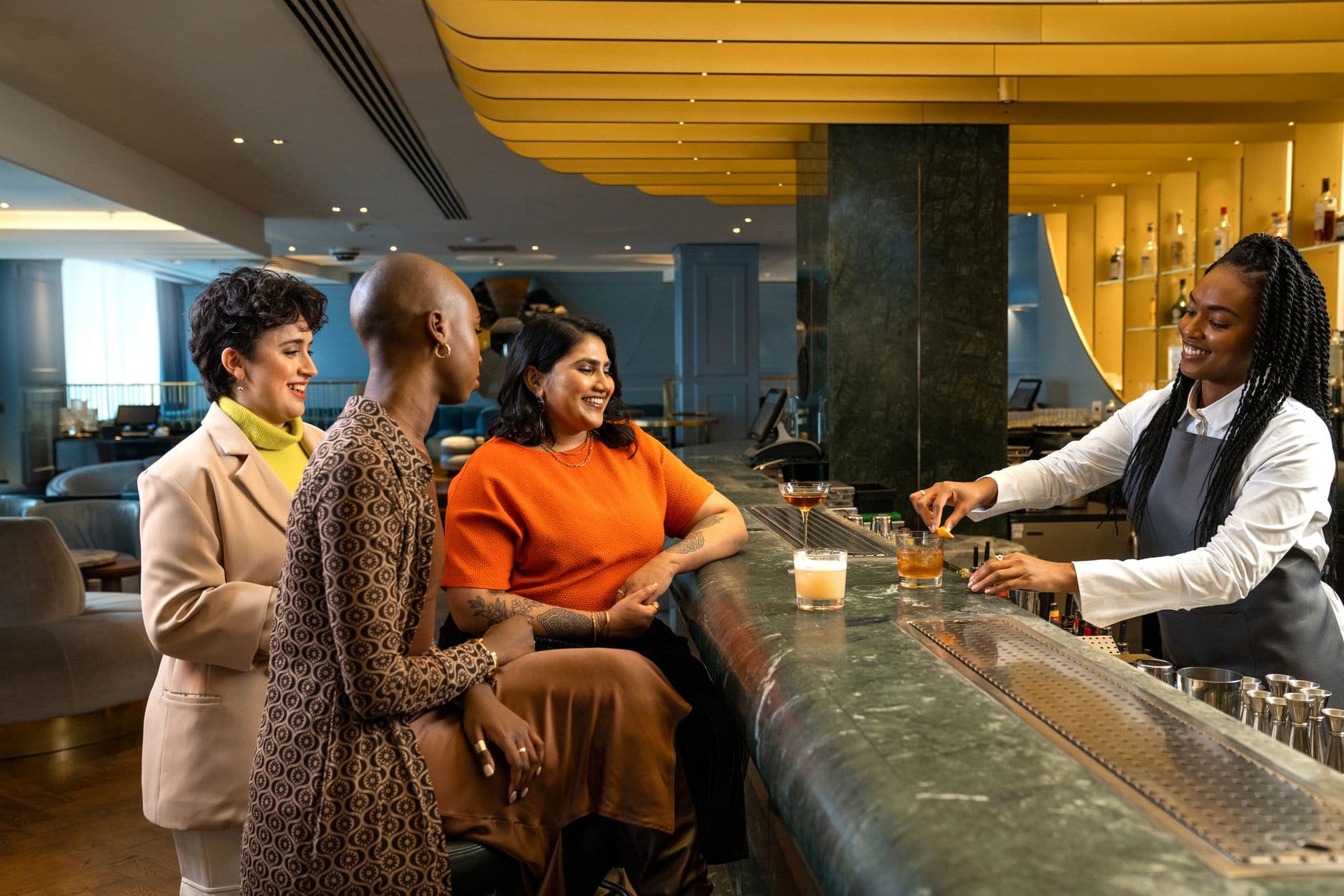 United Club bar
